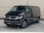 Volkswagen Transporter 2.0 TDI 150 pk DSG L2H1 Highline | Navigatie | Airco | Cruise control | Camera | LED | App connect | Digitale cockpit | DAB + | Lederen Multi stuur | PDC | 17" LM velgen |Betimmering | laadruimte |