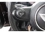 MINI Clubman 1.5 One Chili Serious Business | Airco | Pano | Carplay | Cruise control | Parkeersensoren | Stoelverwarming