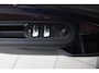 MINI Clubman 1.5 One Chili Serious Business | Airco | Pano | Carplay | Cruise control | Parkeersensoren | Stoelverwarming