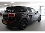 MINI Clubman 1.5 One Chili Serious Business | Airco | Pano | Carplay | Cruise control | Parkeersensoren | Stoelverwarming