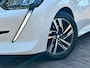 Peugeot 208 1.2 PureTech 100PK Allure + 16"/ Navi/ Clima/ Cruise/ Camera/ LED-Koplampen/ Virtual/ CarPlay/ NL auto