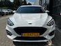 Ford Focus 1.0 Hybrid 125 PK ST Line X | STUUR, STOEL EN VOORRUITVERWARMING| KEYLESS ENTRY & START| CAMERA + PARKEERSENSOREN| NAVIGATIE + APPLE CARPLAY/ANDROID AUTO| LED| DEALER ONDERHOUDEN|