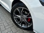 Ford Focus 1.0 Hybrid 125 PK ST Line X | STUUR, STOEL EN VOORRUITVERWARMING| KEYLESS ENTRY & START| CAMERA + PARKEERSENSOREN| NAVIGATIE + APPLE CARPLAY/ANDROID AUTO| LED| DEALER ONDERHOUDEN|