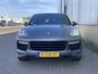 Porsche Cayenne 3.6 GTS 441 pk automaat Panoramadak - Alcantara Leder - Navigatie - Bose Audio - 21inch LM - volledig onderhouden
