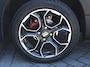 Ligier JS60 Chic | Airco | 15" LM | Automaat | Leer | PDC | Camera | Stuurbekrachtiging | Zeer weinig km | Two tone |