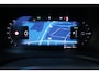 Volvo V60 2.0 T8 Plug-in hybrid AWD Plus Dark | Elektrisch verstelbare stoelen met geheugenfunctie | Premium audiosysteem van Harman Kardon | Semi-elektrische trekhaak | Stoelverwarming vóór en achter | Stuurverwarming | 360°-camera