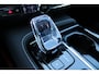 Volvo V60 2.0 T8 Plug-in hybrid AWD Plus Dark | Elektrisch verstelbare stoelen met geheugenfunctie | Premium audiosysteem van Harman Kardon | Semi-elektrische trekhaak | Stoelverwarming vóór en achter | Stuurverwarming | 360°-camera