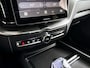 Volvo XC60 T6 Plug-in hybrid AWD Ultra Black Edition | Panoramadak | 360° camera | Luchtvering | Head-up display | Harman Kardon | Stoel- en Stuurverwarming