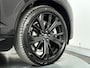 Volvo XC60 T6 Plug-in hybrid AWD Ultra Black Edition | Panoramadak | 360° camera | Luchtvering | Head-up display | Harman Kardon | Stoel- en Stuurverwarming