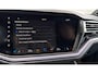 Volkswagen Touareg R 3.0 TSI eHybrid 462pk 4MOTION | SoH 100% | Luchtvering | Panoramadak | Lederen bekleding