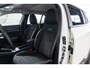 Jeep Avenger Longitude 54 kWh | Warmtepomp | Stoelverwarming | Navigatie | Parkeersensoren | LED | Keyless |
