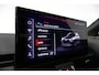 Audi Q5 Sportback 50 TFSI e S edition Competition / S-Line / SQ5 Diffuser / Maxton Design Bodykit V.2 / Panoramadak / Matrix LED / Rondomzichtcamera / Ambienteverlichting / Apple Carplay - Android Auto / Stoelverwarming / Audi Sound System / Dodehoek detectie / Achteruitrijcamera / Cruise Control