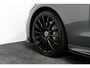Mercedes-Benz C-klasse 200 AMG Line / Orig. Nederlands / C63S AMG Diffuser / Panamericana Grille / Panoramadak / Elektr. verstelbare voorstoelen (links met memory) / Apple Carplay - Android Auto / Stoelverwarming / Ambienteverlichting / High Performance LED koplampen / Achteruitrijcamera / Dodehoek detectie