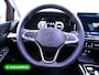 Volkswagen Golf 1.5 eHybrid Style Edition | Camera | Travel assist | Stuur- & stoelverwarm. Stoelventilatie | Elec. verst. best. stoel | Headup, Sfeerverlichting, IQ Led, Lederen bekleding, Incl. winterset op LMV