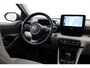 Toyota Yaris 1.5 Hybrid Executive | Apple Carplay / Android Auto | Stoelverwarming | Keyless | Adaptive Cruise | Clima | Camera | LED | 17 inch