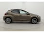 Toyota Yaris 1.5 Hybrid Executive | Trekhaak | Dodehoek detectie | Apple Carplay / Android Auto | Stoelverwarming | Keyless | Adaptive Cruise | Clima | Camera | LED | 17 inch