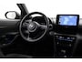 Toyota Yaris Cross 1.5 Hybrid Adventure | Dodehoek detectie | Matrix LED | Head-up display | Apple Carplay / Android Auto | Stoel-/stuurverwarming | Parkeersensoren voor/achter | 18 inch