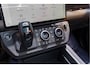 Land Rover Defender 110 P300e X-Dynamic SE Urban Pano Yellow Accents 2.0 P300e 110 X-Dynamic SE