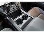 Land Rover Defender 110 P300e X-Dynamic SE Urban Pano Yellow Accents 2.0 P300e 110 X-Dynamic SE