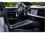 Porsche Macan 4 100 kWh Pano Luchtvering Sport Chrono Matrix Passenger Display