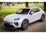 Porsche Macan 4 100 kWh Pano Luchtvering Sport Chrono Matrix Passenger Display