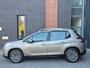 Peugeot 2008 1.2 PureTech Active 110PK Automaat/Navigatie/Dealer onderhouden!