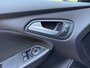 Ford Focus Wagon 1.0i Eco-Boost ST-Line 6-Bak 126 PK. Prachtige en goed onderhouden auto !!! Alle keuringen toegestaan !! Rijdt ook helemaal nieuw !