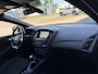 Ford Focus Wagon 1.0i Eco-Boost ST-Line 6-Bak 126 PK. Prachtige en goed onderhouden auto !!! Alle keuringen toegestaan !! Rijdt ook helemaal nieuw !