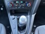 Ford Focus Wagon 1.0i Eco-Boost ST-Line 6-Bak 126 PK. Prachtige en goed onderhouden auto !!! Alle keuringen toegestaan !! Rijdt ook helemaal nieuw !