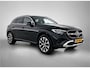 Mercedes-Benz GLC 300 e 4MATIC Plug-In Hybride | Trekhaak | 360° camera | Distronic | Stuur en Stoelverwarming. Inclusief 24 maanden MB Certified garantie voor Europa.