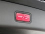 Mercedes-Benz GLC 300 e 4MATIC Plug-In Hybride | Trekhaak | 360° camera | Distronic | Stuur en Stoelverwarming. Inclusief 24 maanden MB Certified garantie voor Europa.