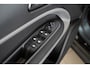 Jeep Avenger Business Edition 54 kWh | SOH 96% | Camera | Navigatie | Verwarmde Stoelen en Voorraam | Keyless | Apple Carplay & Android Auto | Climate Controle |