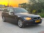 BMW 3-Serie Touring 320i High Executive Aut Airco Cruise PDC