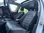 Volkswagen Golf 1.4 TSI Highline Business R Pano/Virtual/AppleCar