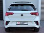 Volkswagen T-Roc 1.5 TSI 3xR-Line Pano/IQ.Light/Keyless/Camera