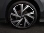 Volkswagen Golf 1.5 TSI R-Line 130 pk | Navigatie via App | Parkeersensoren | Autom. airco | LED koplampen | Apple Carplay/Android Auto | R-Line |