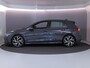 Volkswagen Golf 1.5 TSI R-Line 130 pk | Navigatie via App | Parkeersensoren | Autom. airco | LED koplampen | Apple Carplay/Android Auto | R-Line |