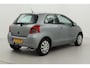 Toyota Yaris 1.0 VVTi Sol MMT | Origineel NL | Trekhaak | Airco | Elektrische ramen voor | Radio CD speler | Multifunctioneel lederen stuurwiel