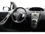 Toyota Yaris 1.0 VVTi Sol MMT | Origineel NL | Trekhaak | Airco | Elektrische ramen voor | Radio CD speler | Multifunctioneel lederen stuurwiel