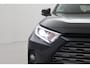 Toyota RAV4 2.5 Hybrid AWD Executive | Trekhaak | Leder | Treeplanken | Dodehoek detectie | BearLock | JBL | Navigatie | 360 camera | Stoelverwarming | Digitale binnenspiegel | Apple Carplay / Android Auto | 18 inch