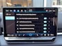 Volkswagen T-Roc 1.5 eTSI R-LINE BLACK STYLE TREKHAAK/PANO-DAK/CAMERA/ELEK-KLEP/ACC/STOELVERW
