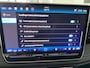 Volkswagen Tiguan 1.5 eHybrid R-Line Edition 272 PK Full Option, Panoramadak , Headup , Dynamic Light, Trekhaak, Leer , Massage stoelen