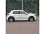 Peugeot e-208 EV Allure 50 kWh| Warmtepomp | 11 kW 3-fasen | Navigatie | Camera | Draadloos laden |