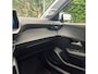 Peugeot e-208 EV Allure 50 kWh| Warmtepomp | 11 kW 3-fasen | Navigatie | Camera | Draadloos laden |