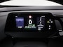 Volkswagen ID.5 Pro 77 kWh | SOH 97% | Trekhaak | IQ Light | Camera | DAB | Apple CarPlay/Android Auto | Stoelverwarming | Navigatie |
