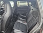 Porsche Taycan Cross Turismo 4 93 kWh | Pano | Dealer onderh.