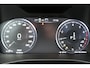 Volvo XC40 T2 Momentum Business | Panoramadak | Adaptieve cruise control | Apple carplay/Android auto | Parkeercamera achter | Keyless | All season banden | Parkeersensor voor + achter | 18 inch Lichtmetalen velgen