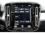 Volvo XC40 T2 Momentum Business | Panoramadak | Adaptieve cruise control | Apple carplay/Android auto | Parkeercamera achter | Keyless | All season banden | Parkeersensor voor + achter | 18 inch Lichtmetalen velgen