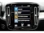 Volvo XC40 T2 Momentum Business | Panoramadak | Adaptieve cruise control | Apple carplay/Android auto | Parkeercamera achter | Keyless | All season banden | Parkeersensor voor + achter | 18 inch Lichtmetalen velgen