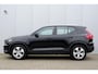 Volvo XC40 T2 Momentum Business | Panoramadak | Adaptieve cruise control | Apple carplay/Android auto | Parkeercamera achter | Keyless | All season banden | Parkeersensor voor + achter | 18 inch Lichtmetalen velgen